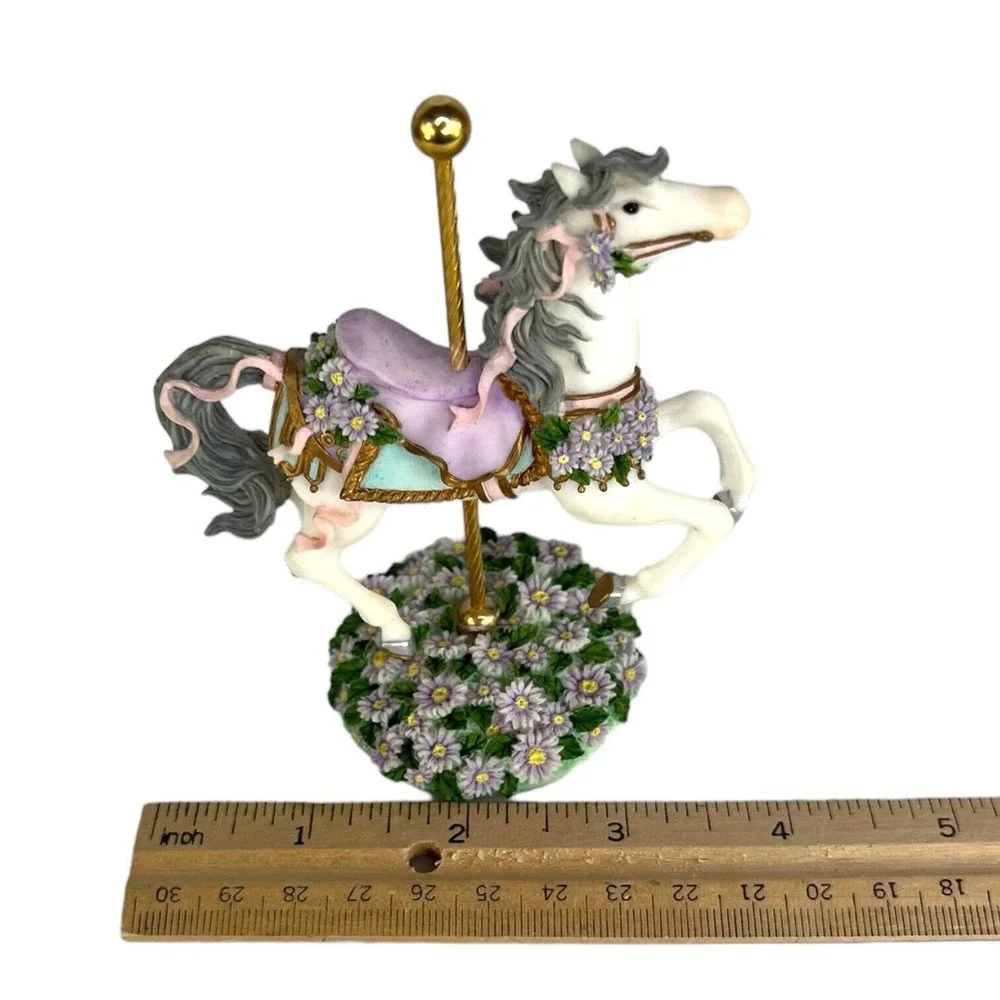 Carousel Garden Horse September‎ Aster Roman Inc 1996 #61439 White Gray Purple